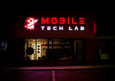 Mobile Tech – Dakota St.